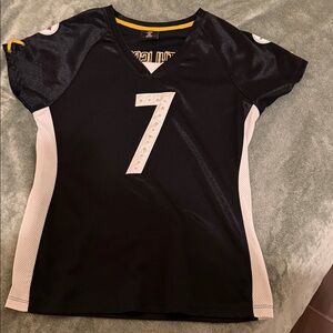 Women's Black and White Sports Top